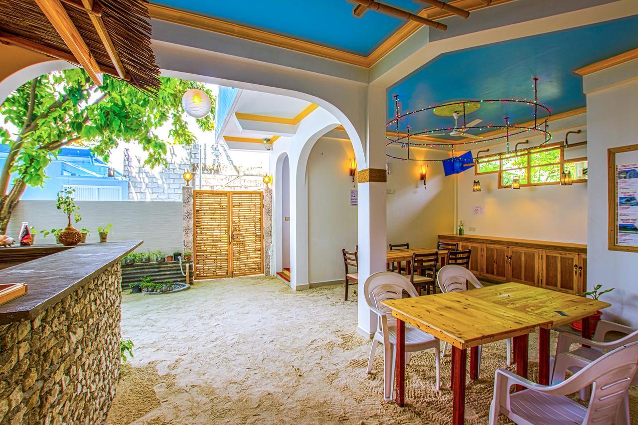 Select Village Maafushi Esterno foto