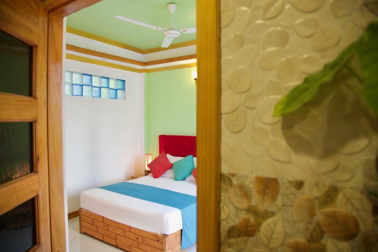 Select Village Maafushi Esterno foto