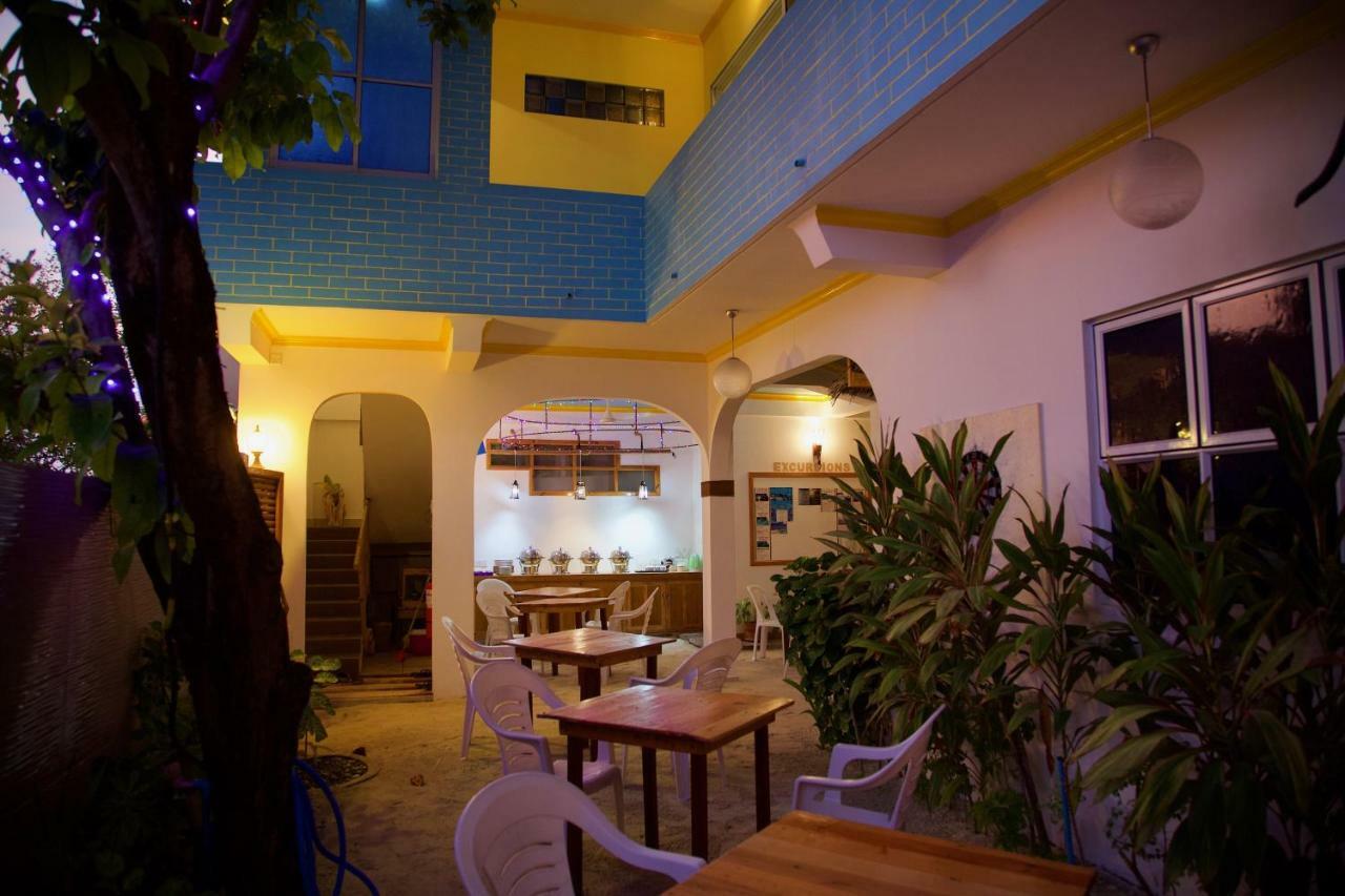 Select Village Maafushi Esterno foto